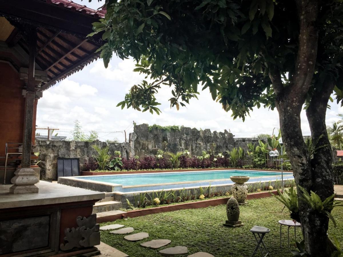 Escotel Villa Marga Tabanan  Ngoại thất bức ảnh