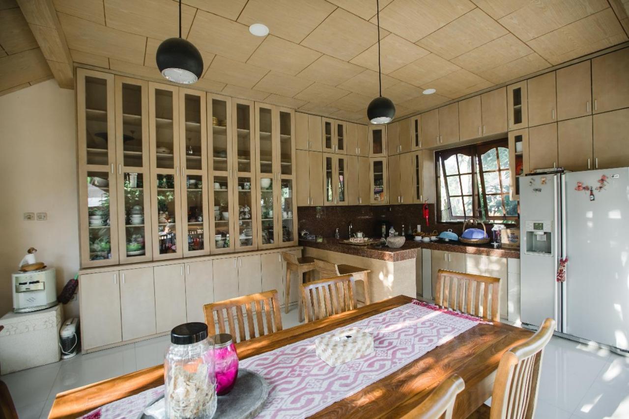 Escotel Villa Marga Tabanan  Ngoại thất bức ảnh